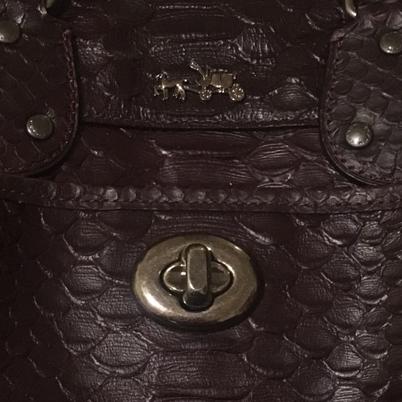 Coach Python Rhyder Bag in Oxblood - Picture 2 of 8